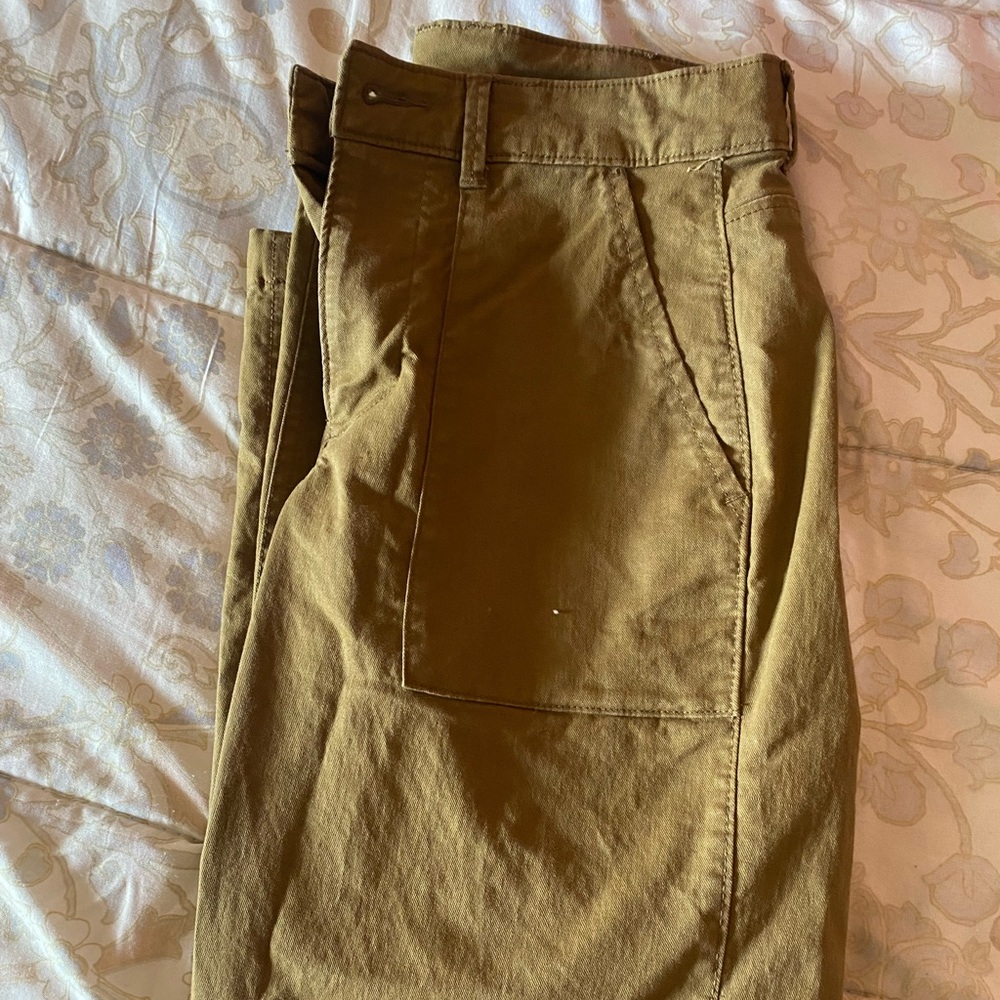 Tan cargos mid rise size 0 old navy